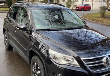 VW Tiguan 163.000 km 5.999 &euro; Höhenkirchen-Siegertsbrunn 85635