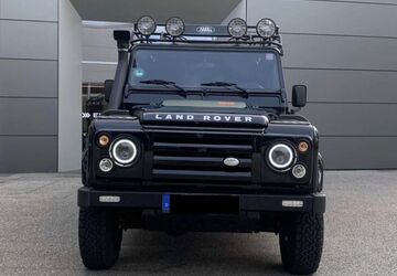 Land Rover Defender 98.291 km 45.500 &euro; München 80797