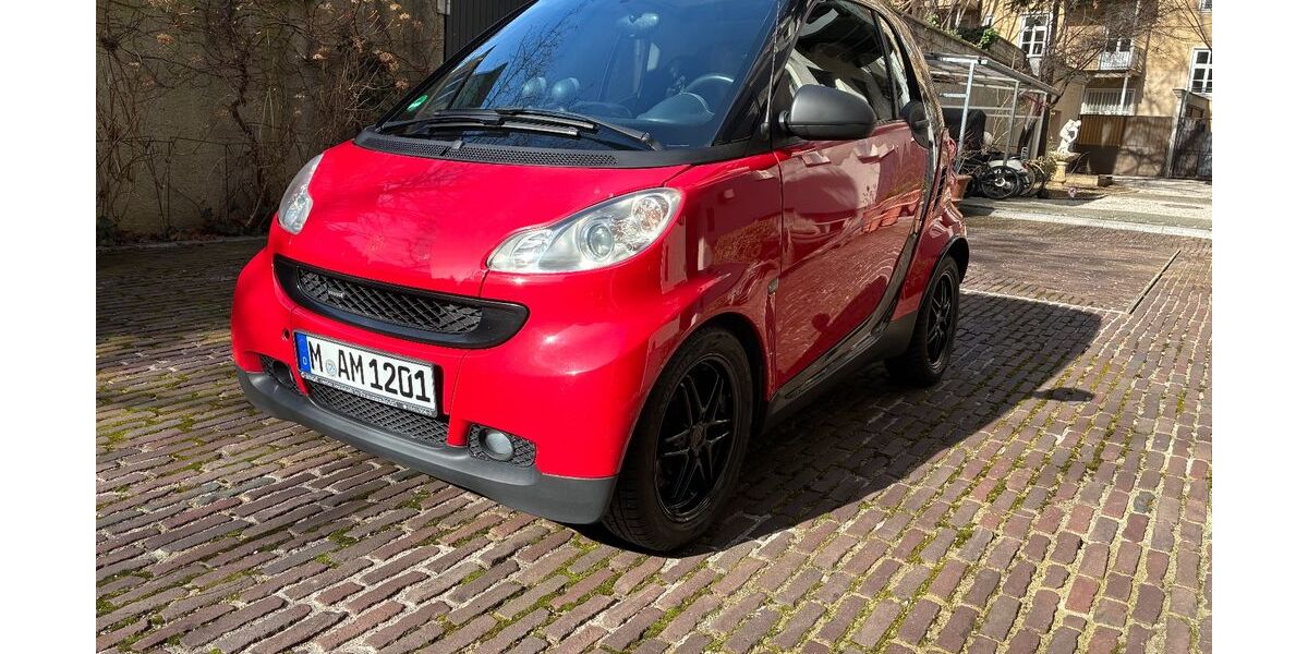Smart ForTwo 96.351 km 5.750 &euro; München 80538