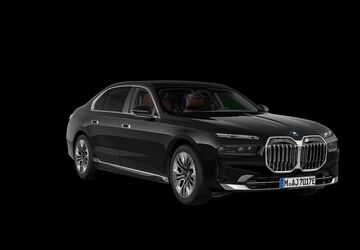 BMW 750 10.000 km 92.990 &euro; München 81245