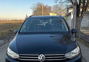 VW Touran 72.000 km 20.000 &euro; Germering 82110