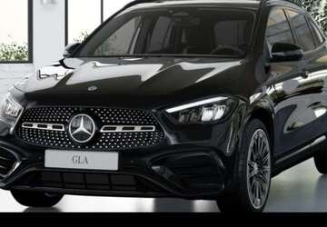 Mercedes-Benz GLA 200 9.900 km 43.500 &euro; München 80636