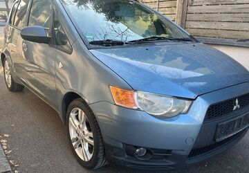 Mitsubishi Colt 208.000 km 750 &euro; München 81829
