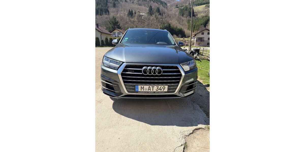 Audi Q7 117.000 km 30.700 &euro; München 81373