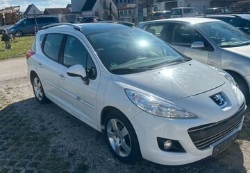 Peugeot 207 267.000 km 1.999 &euro; MÜNCHEN 80935