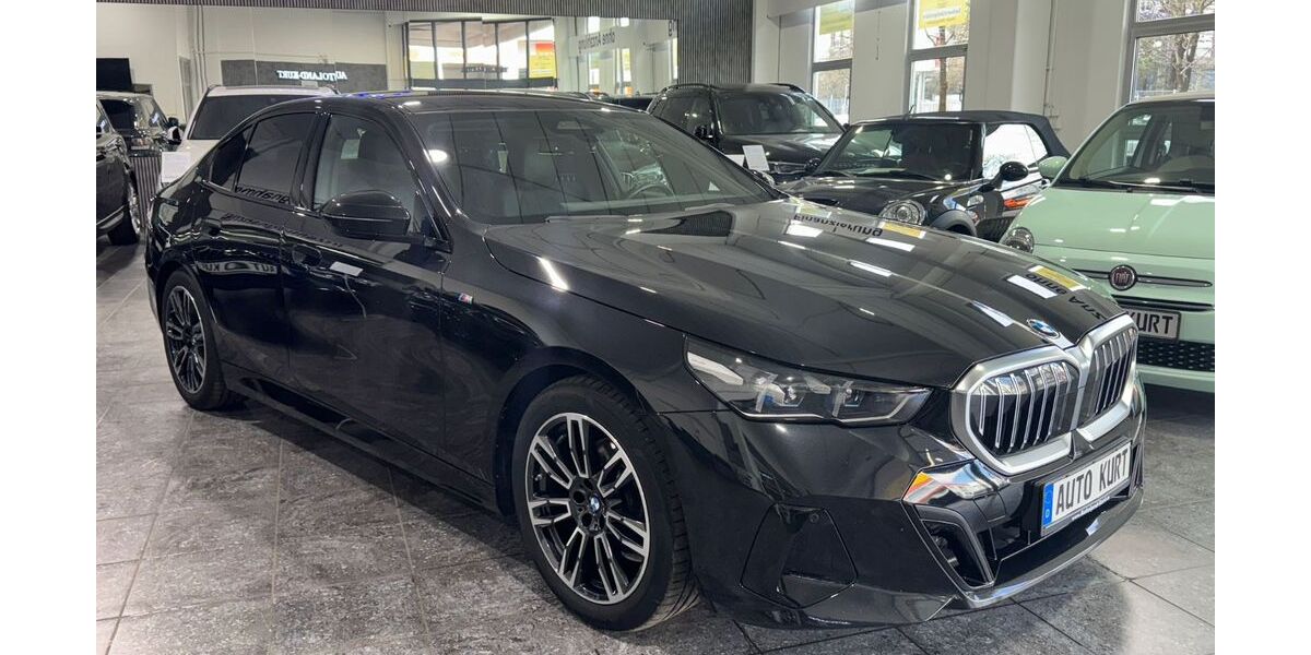 BMW 520 50.737 km 46.900 &euro; München 81829
