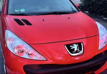 Peugeot 206 153.000 km 2.200 &euro; München 80995