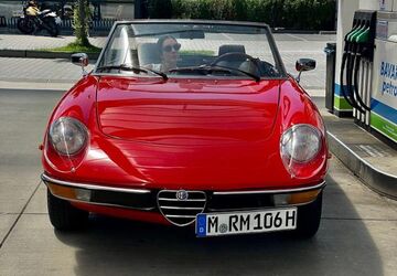 Alfa Romeo Spider 999.999 km 29.500 &euro; Hallbergmoos 85399