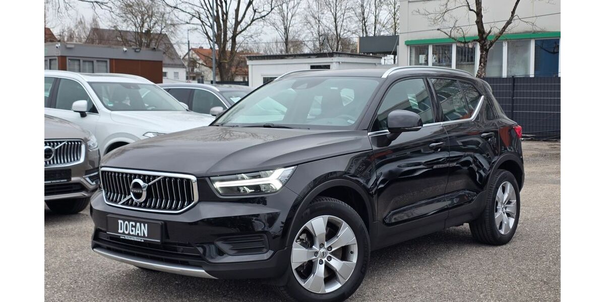 Volvo XC40 57.407 km 27.900 &euro; München 81243