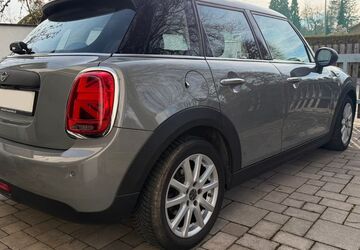 Mini ONE 47.500 km 15.600 &euro; Pullach 82049
