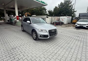 Audi Q5 219.782 km 9.999 &euro; München 81245