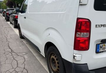 Peugeot Expert 128.444 km 8.000 &euro; München 80336