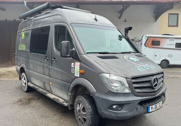 Mercedes-Benz Sprinter 194.000 km 38.000 &euro; München 81827