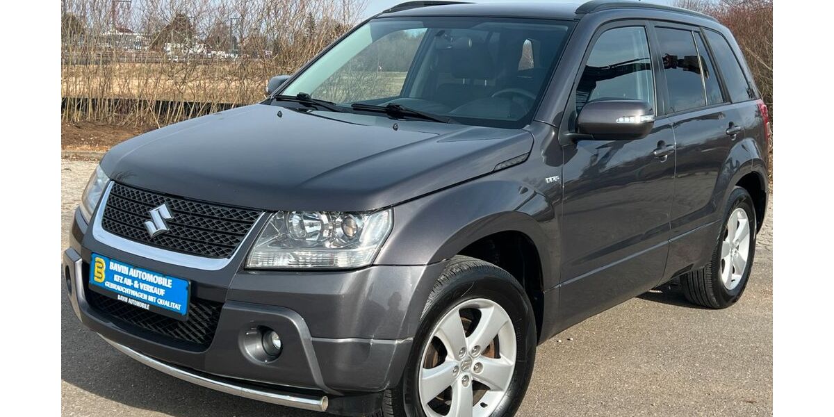 Suzuki Grand Vitara 164.000 km 7.990 &euro; München 81243