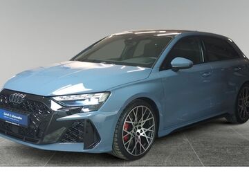 Audi RS3 5.300 km 64.982 &euro; München 81476