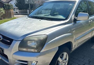 Kia Sportage 245.000 km 1.999 &euro; München 81825