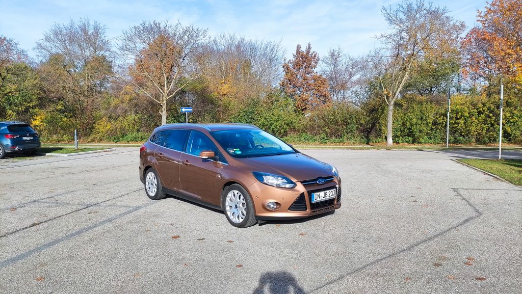 Ford Focus 139.800 km 2.700 &euro; Unterhaching 82008