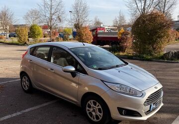 Ford Fiesta 61.500 km 7.900 &euro; Olching 82133