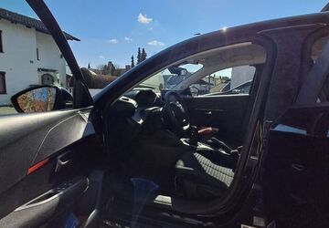 Peugeot 208 6.550 km 13.000 &euro; Gilching 82205