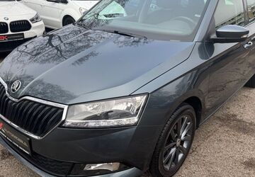 Skoda Fabia 101.200 km 11.990 &euro; München 81243