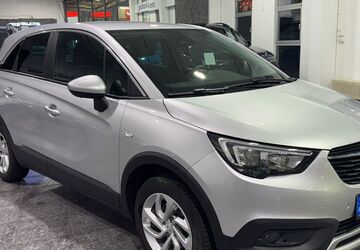 Opel Crossland (X) 58.202 km 12.990 &euro; München 81829