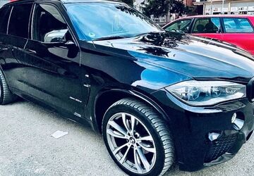 BMW X5 330.000 km 16.490 &euro; Burgkirchen an der Alz 84508