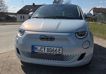 Fiat 500e 46.000 km 18.199 &euro; München 81377