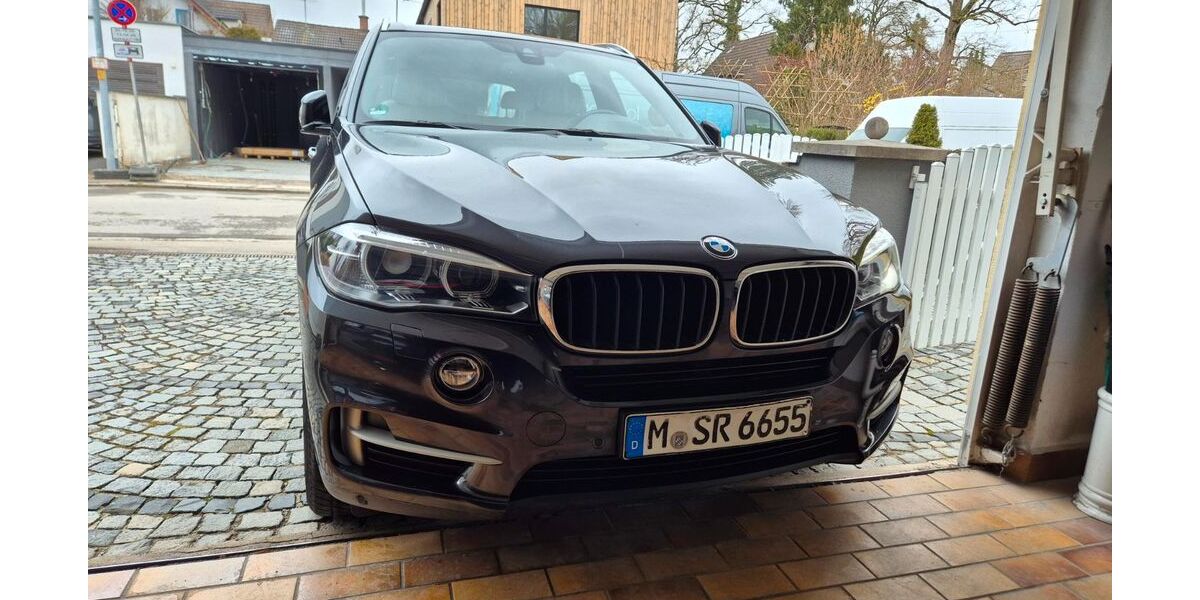 BMW X5 143.500 km 22.850 &euro; München 81675