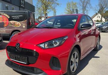 Mazda 2 12.500 km 21.990 &euro; München 81249