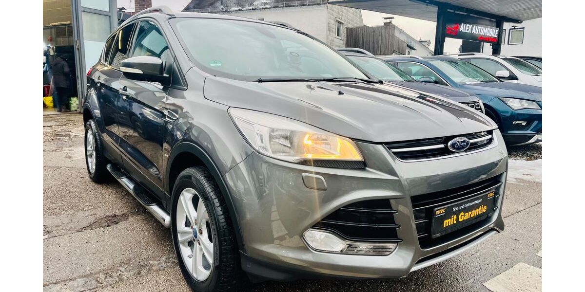 Ford Kuga 232.000 km 8.500 &euro; München 81825