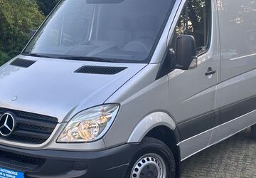Mercedes-Benz Sprinter 128.000 km 8.990 &euro; München 81243