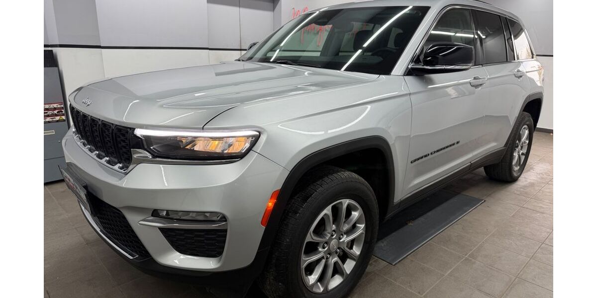 Jeep Grand Cherokee 50.583 km 41.880 &euro; München 81243