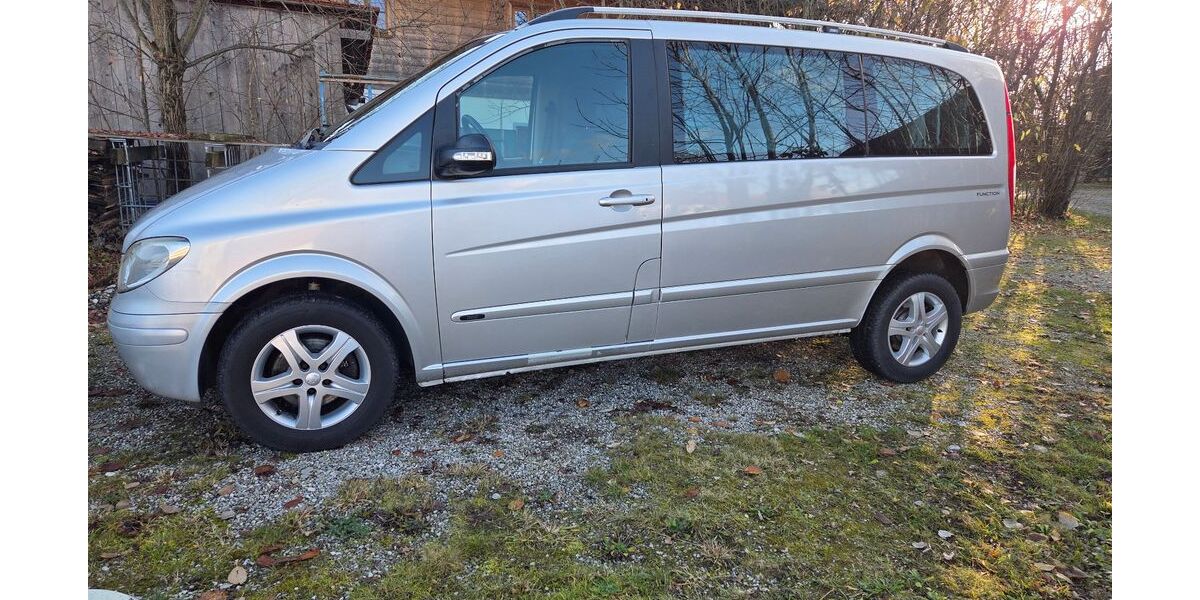 Mercedes-Benz Viano 128.000 km 11.200 &euro; Sauerlach 82054