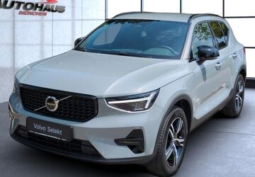 Volvo XC40 16.050 km 32.990 &euro; München 81825