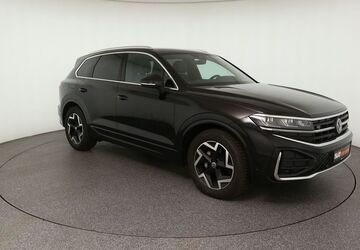 VW Touareg 32.325 km 57.330 &euro; Garching 85748
