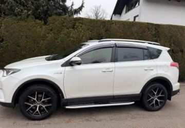 Toyota RAV 4 152.000 km 18.500 &euro; München 81539