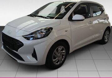 Hyundai i10 5.789 km 15.360 &euro; München 81677
