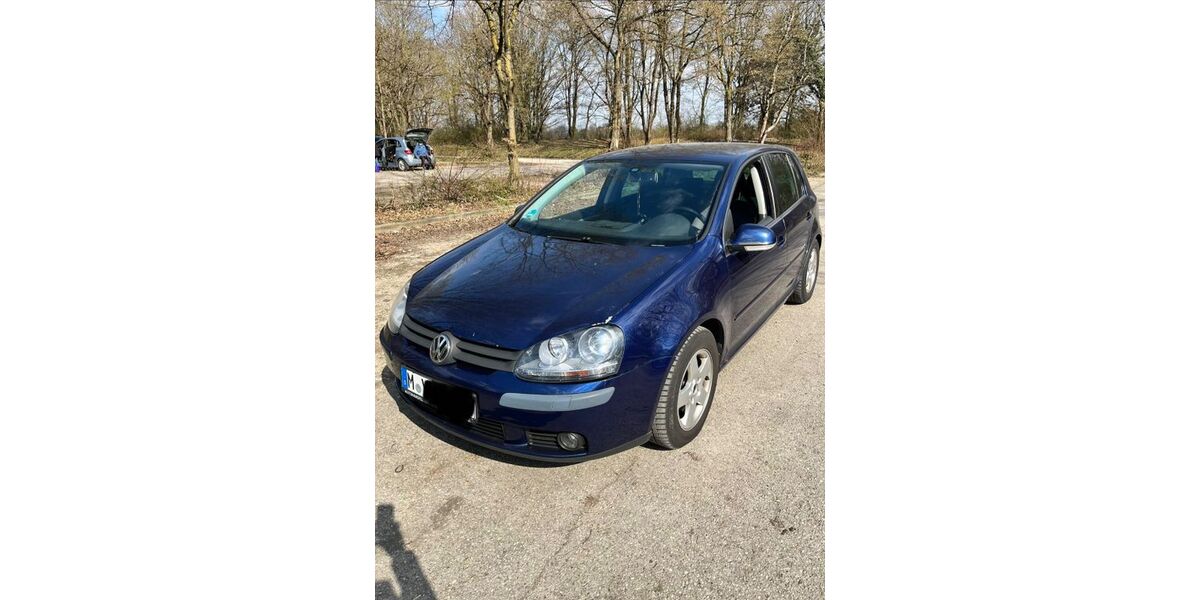 VW Golf 220.000 km 3.200 &euro; München 80992