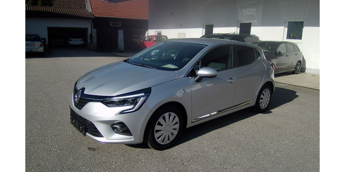 Renault Clio 8.400 km 13.300 &euro; Feldgeding 85232