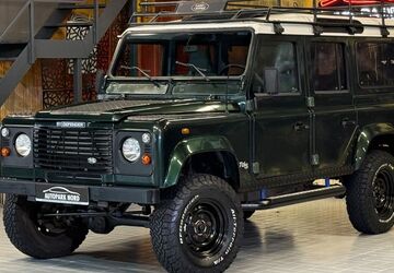 Land Rover Defender 157.000 km 26.900 &euro; München 81829