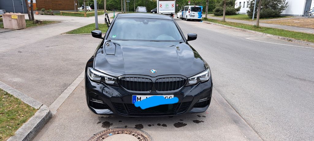 BMW 318 80.000 km 27.000 &euro; München 81929