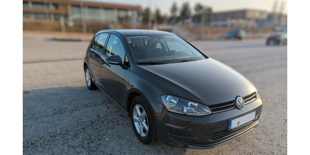 VW Golf 81.000 km 9.900 &euro; Brunnthal 85649