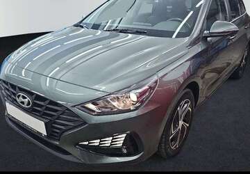 Hyundai i30 65.559 km 15.975 &euro; München 80992