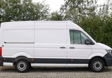 VW Crafter 81.000 km 23.900 &euro; München 81243