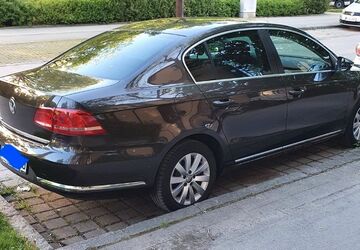 VW Passat 141.000 km 9.800 &euro; München 81241