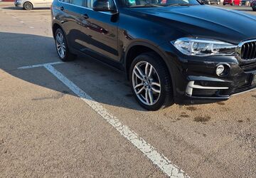 BMW X5 211.000 km 19.200 &euro; München 81669