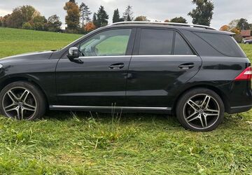 Mercedes-Benz ML 350 189.000 km 15.000 &euro; München 80933