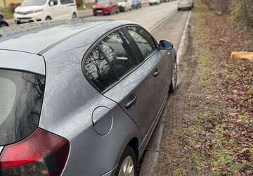 BMW 118 129.000 km 4.100 &euro; München 81377