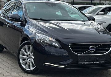 Volvo V40 149.000 km 10.950 &euro; München 81243