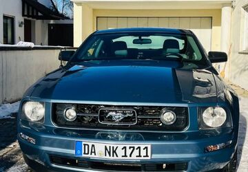Ford Mustang 128.000 km 12.400 &euro; München 81671
